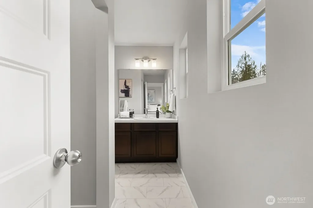 7427 45th Place NE Marysville WA 98270