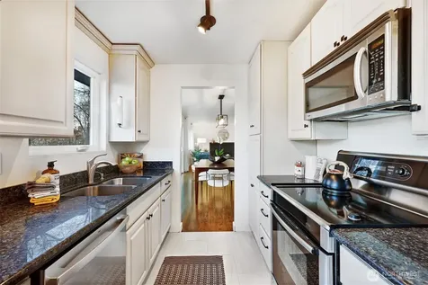 6346 26th Avenue SW Seattle WA 98106