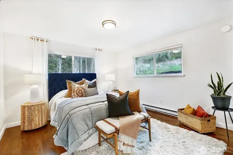 6346 26th Avenue SW Seattle WA 98106