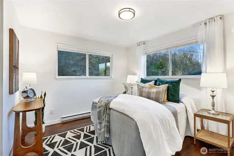 6346 26th Avenue SW Seattle WA 98106