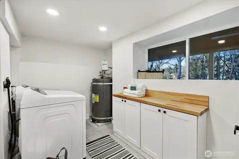 6346 26th Avenue SW Seattle WA 98106