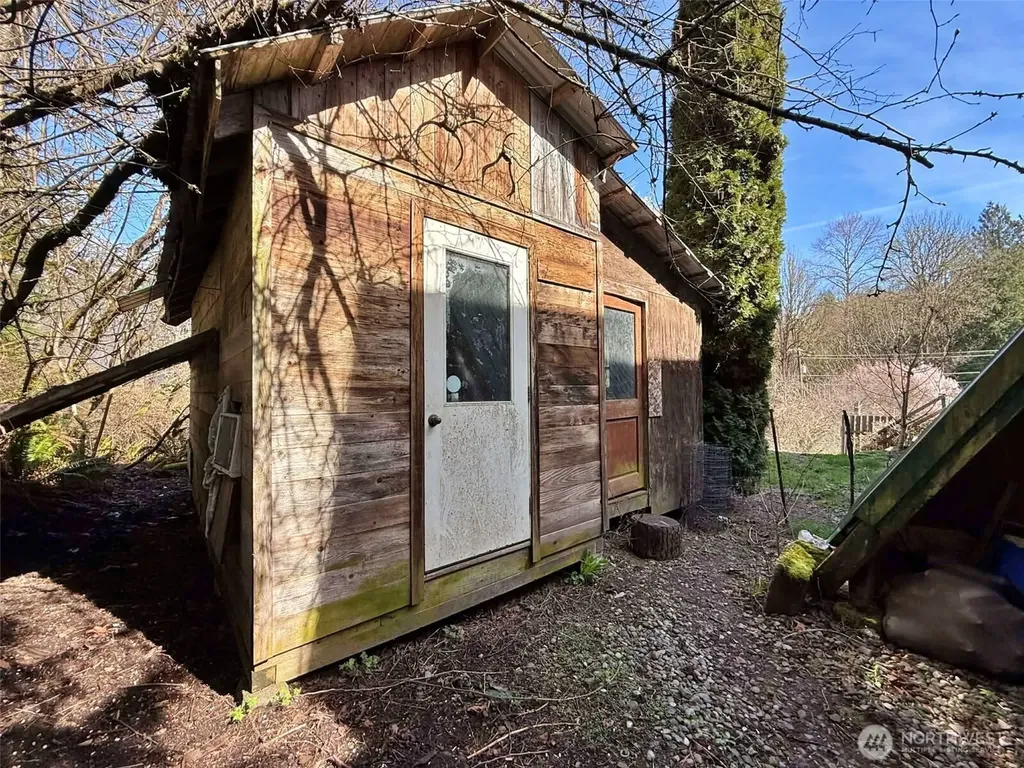 360 Peters Road Randle WA 98377