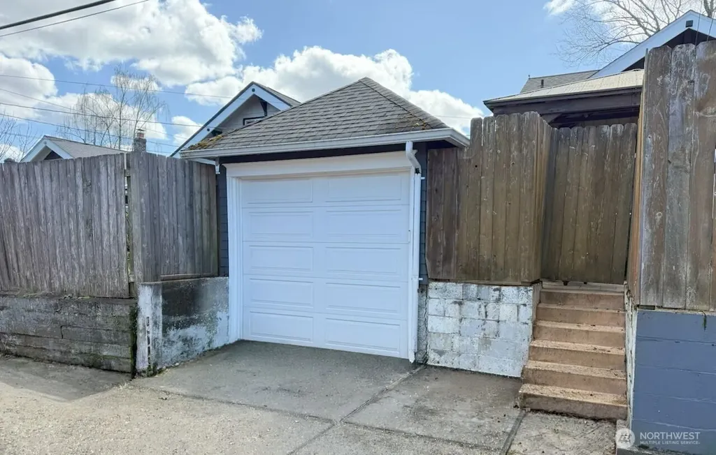 3225 N 20th Street Tacoma WA 98406