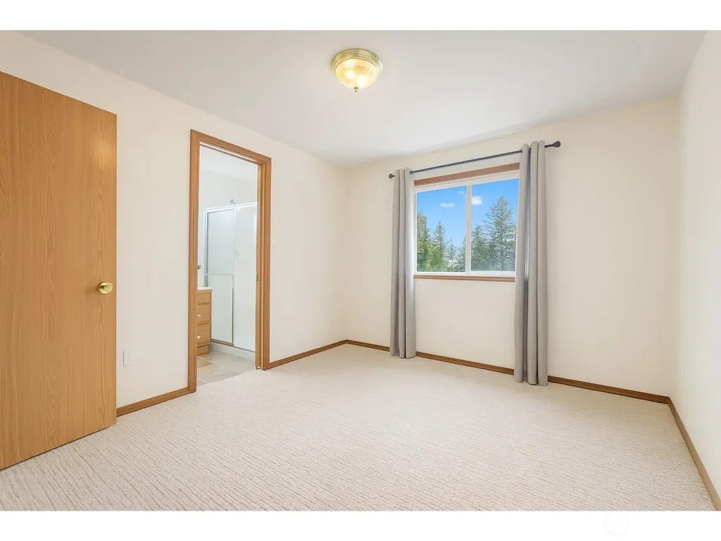 280 E Clonakilty Drive Shelton WA 98584