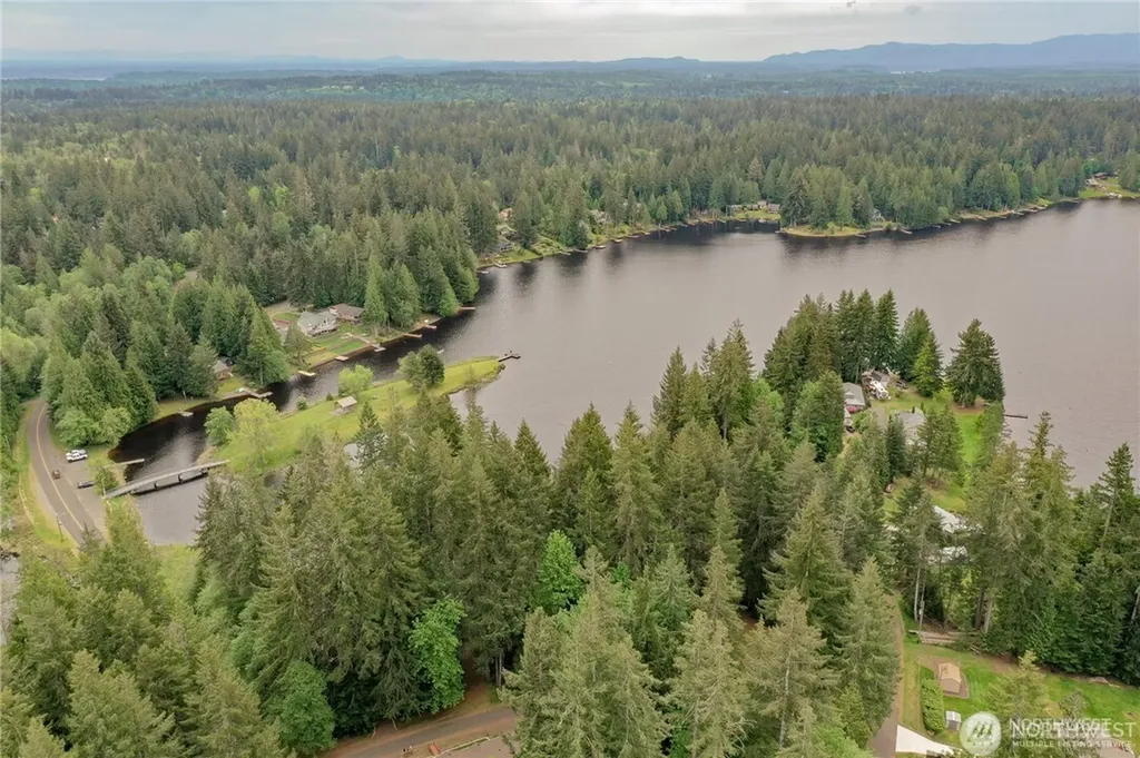 170 E Lakeshore Drive E Shelton WA 98524