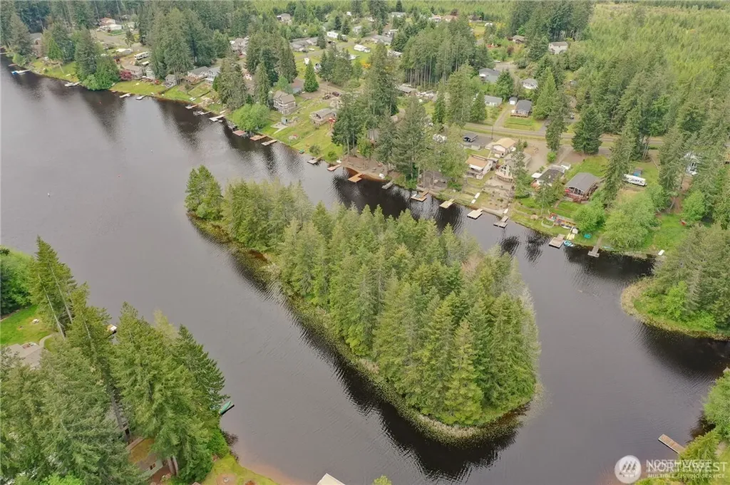 170 E Lakeshore Drive E Shelton WA 98524