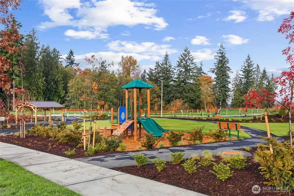 7407 281st Street NW Stanwood WA 98292