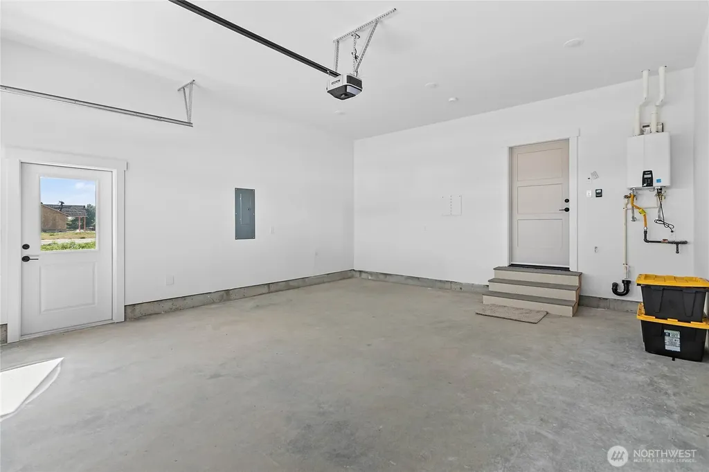 405 W 4th Street Everson WA 98247