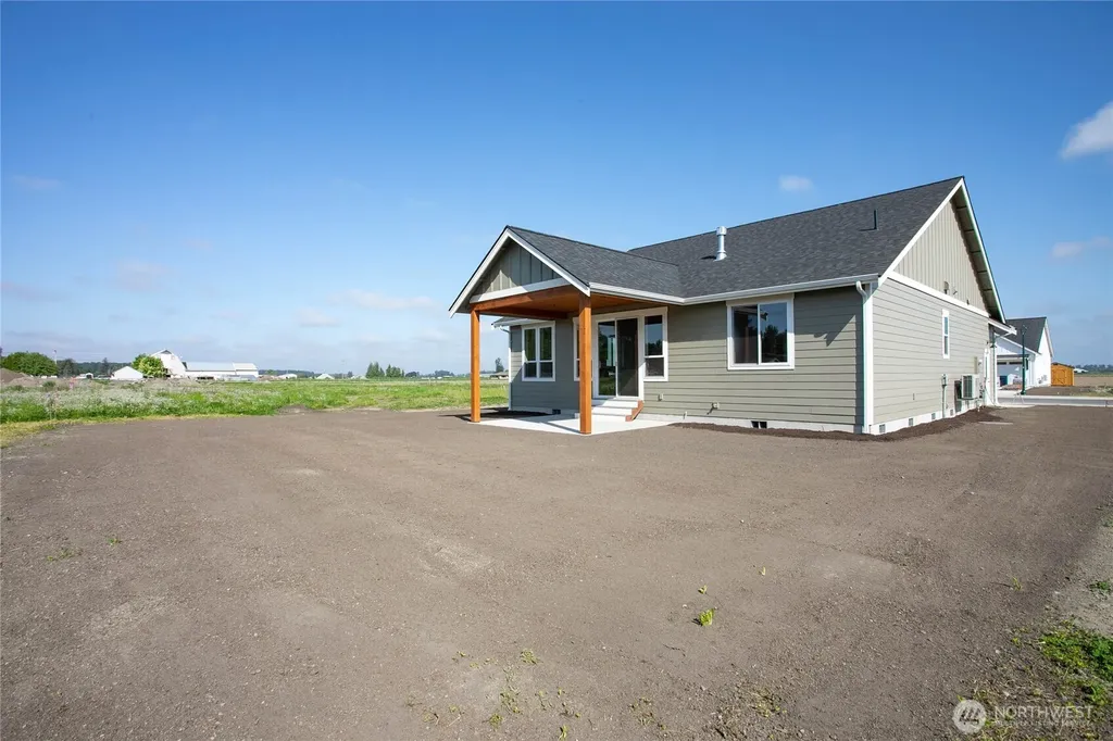 405 W 4th Street Everson WA 98247