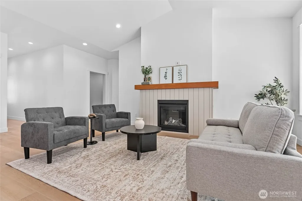 405 W 4th Street Everson WA 98247