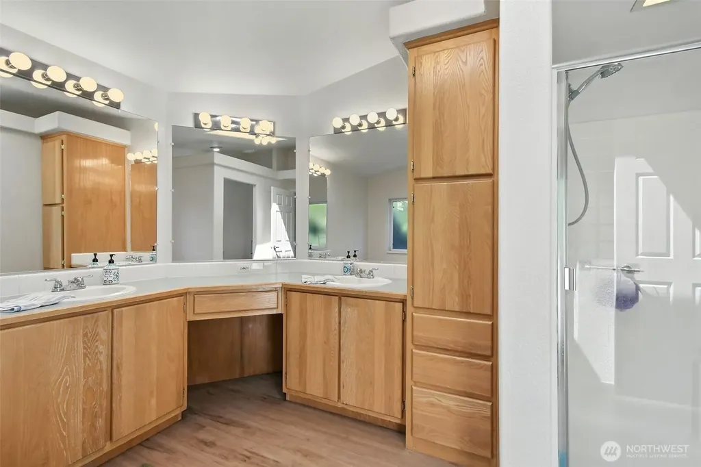 1948 Cranberry Lane SE Lacey WA 98503