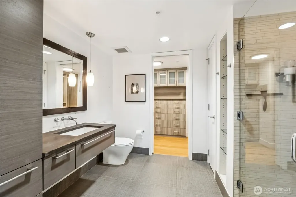820 Blanchard Street Seattle WA 98121