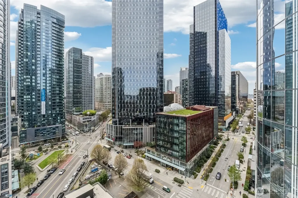 820 Blanchard Street Seattle WA 98121