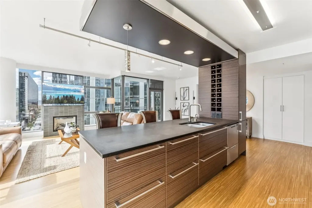 820 Blanchard Street Seattle WA 98121