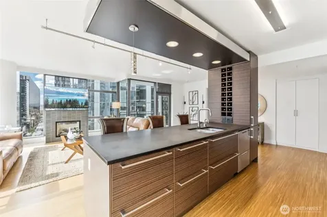 820 Blanchard Street Seattle WA 98121
