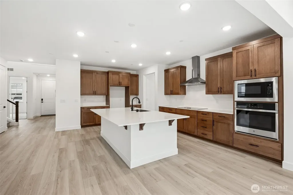 13910 180th Street E Puyallup WA 98374