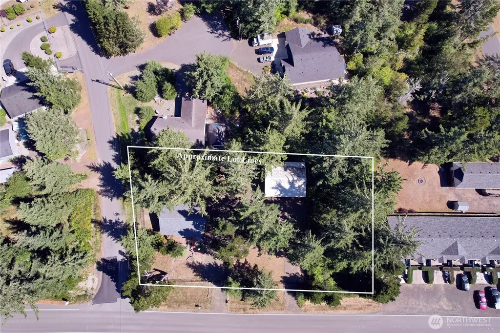 1000 Mt.olympus Avenue SE Ocean Shores WA 98569