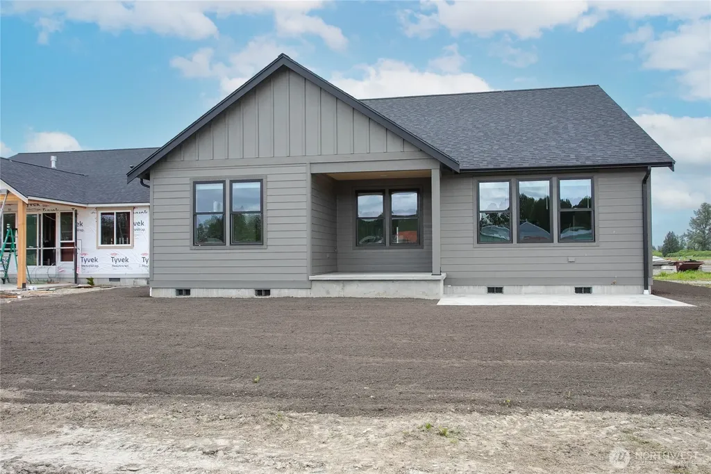313 W 3rd Street Everson WA 98247
