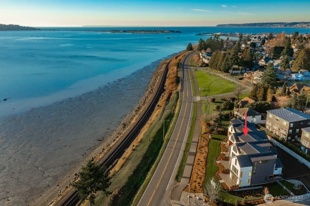 1557 Mitchell Avenue Blaine WA 98230