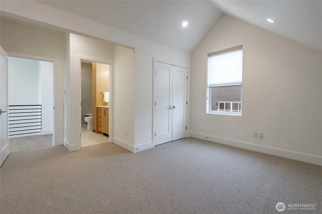 1557 Mitchell Avenue Blaine WA 98230