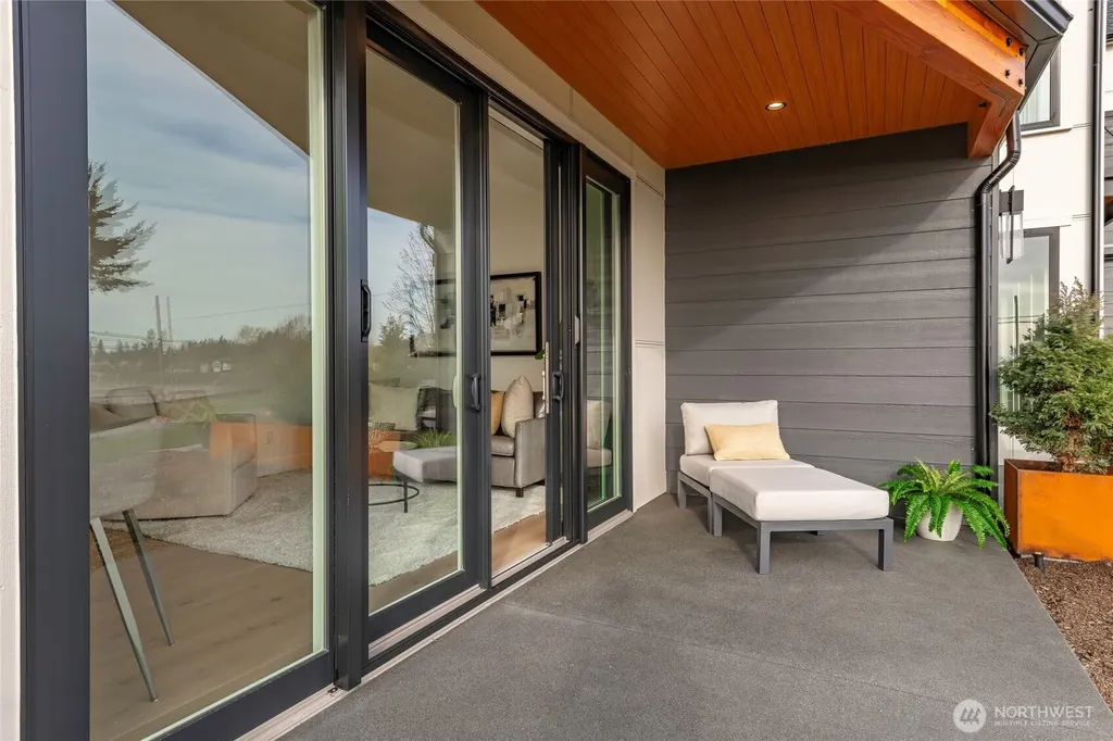 1557 Mitchell Avenue Blaine WA 98230
