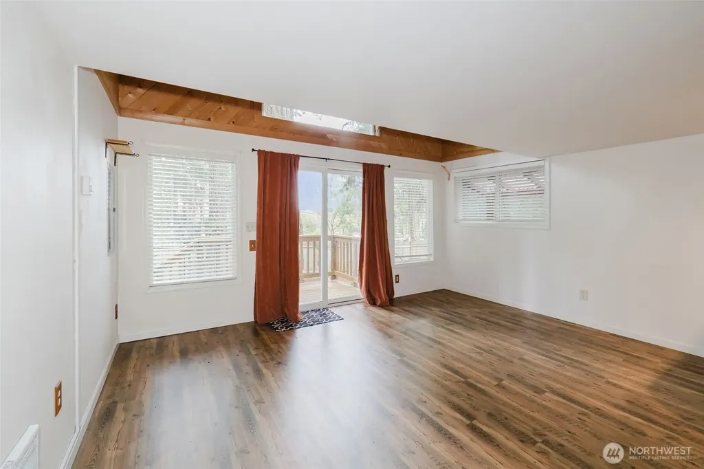 1822 190th Avenue SW Lakebay WA 98349