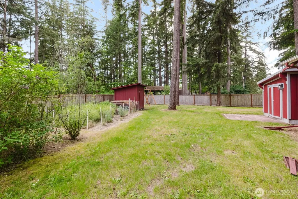 1822 190th Avenue SW Lakebay WA 98349