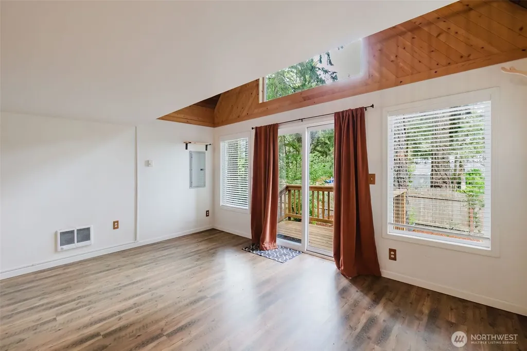 1822 190th Avenue SW Lakebay WA 98349