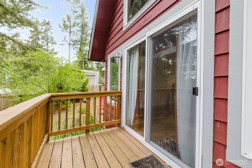 1822 190th Avenue SW Lakebay WA 98349