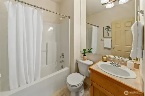 35638 8th Avenue SW Federal Way WA 98023