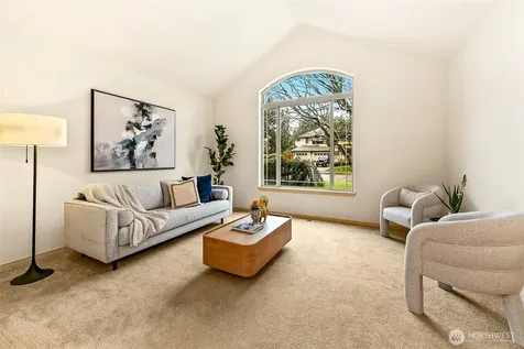 35638 8th Avenue SW Federal Way WA 98023