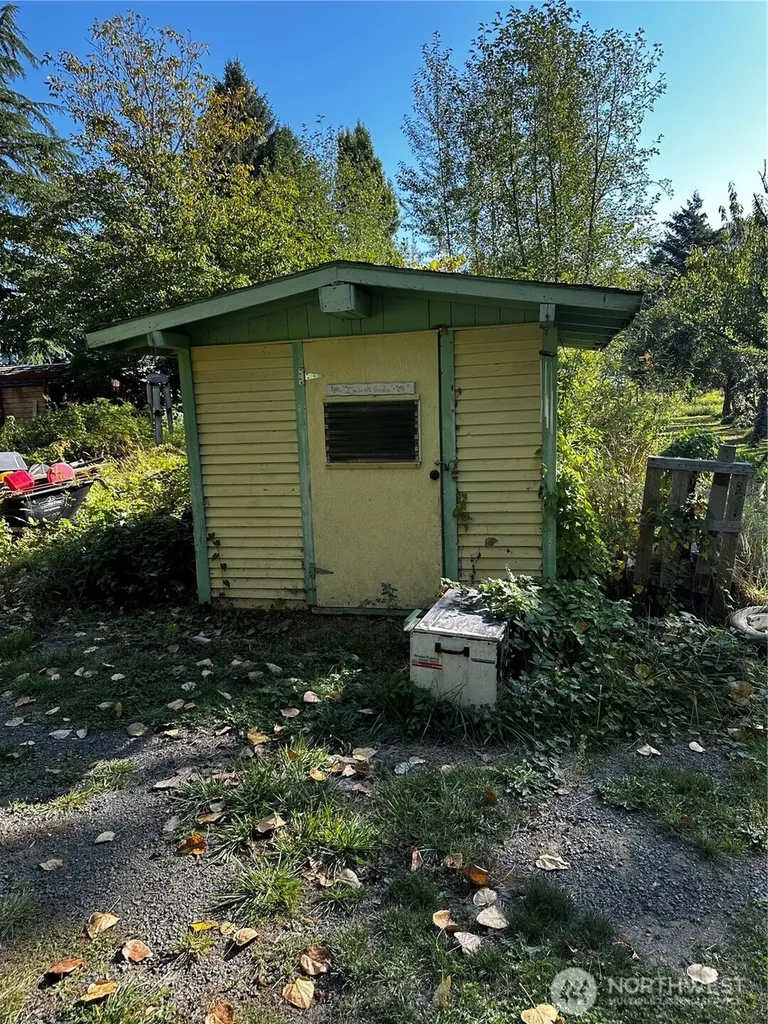 150 Anderson Road Glenoma WA 98336