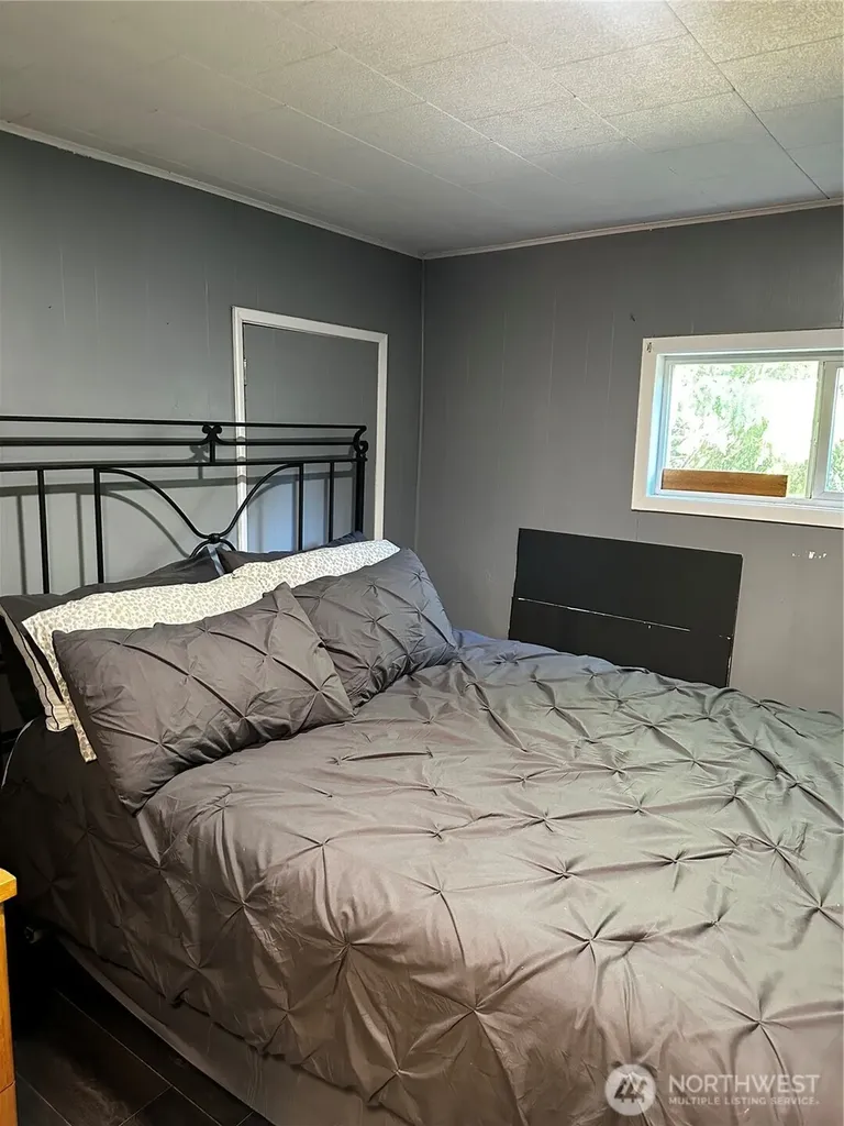 150 Anderson Road Glenoma WA 98336