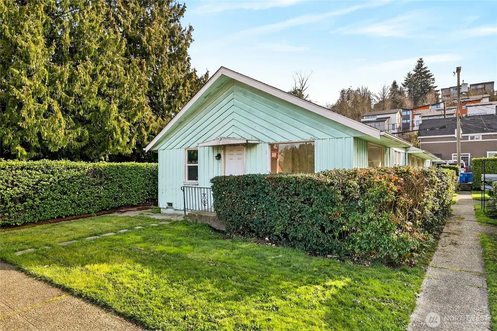 5222 Delridge Way SW Seattle WA 98106