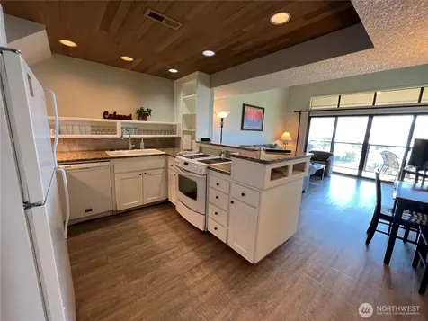 100 Lake Chelan Shores Drive Chelan WA 98816