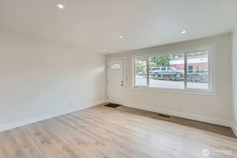 1409 Union Avenue NE Renton WA 98059
