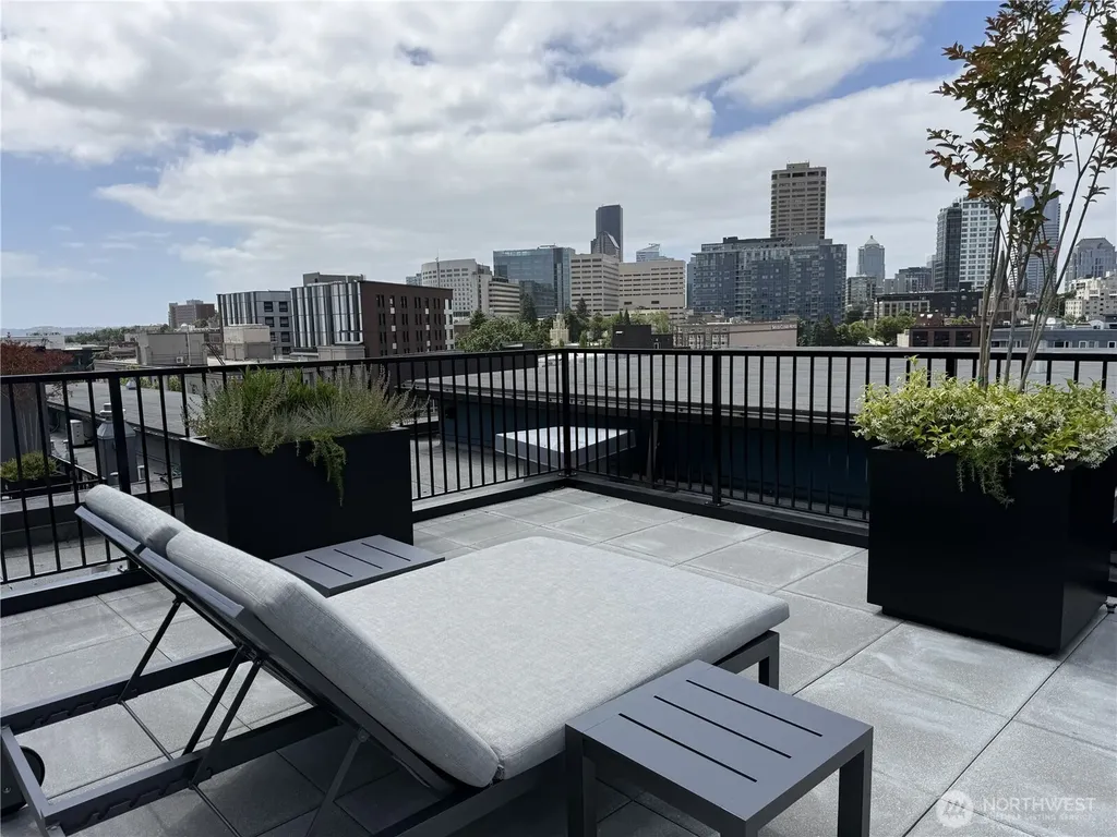 1414 12th Avenue Seattle WA 98122