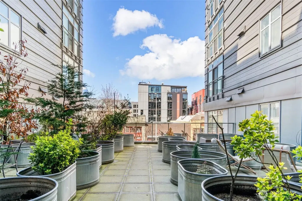 1414 12th Avenue Seattle WA 98122