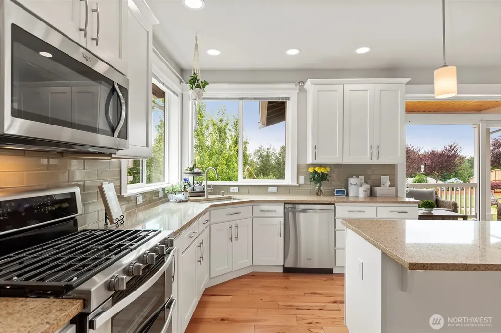 18616 33rd Place NE Snohomish WA 98290