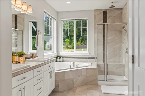 18616 33rd Place NE Snohomish WA 98290