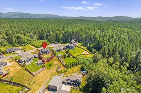 18616 33rd Place NE Snohomish WA 98290