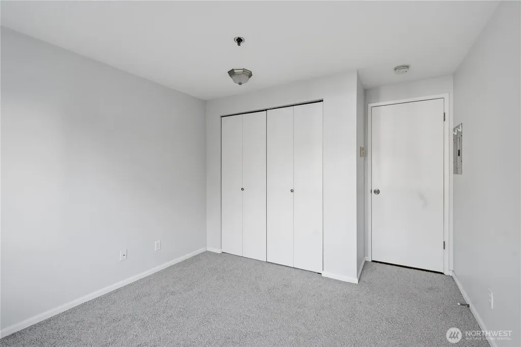 975 NE Aberdeen Avenue Renton WA 98056