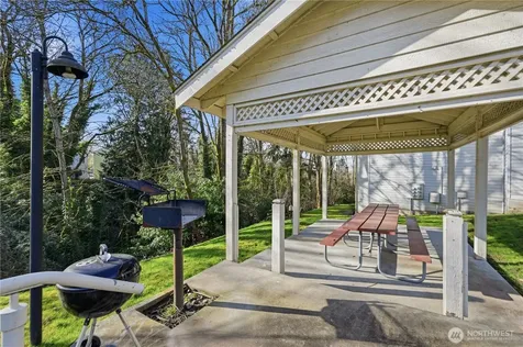 975 NE Aberdeen Avenue Renton WA 98056