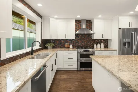 19602 SE 29th Street Sammamish WA 98075