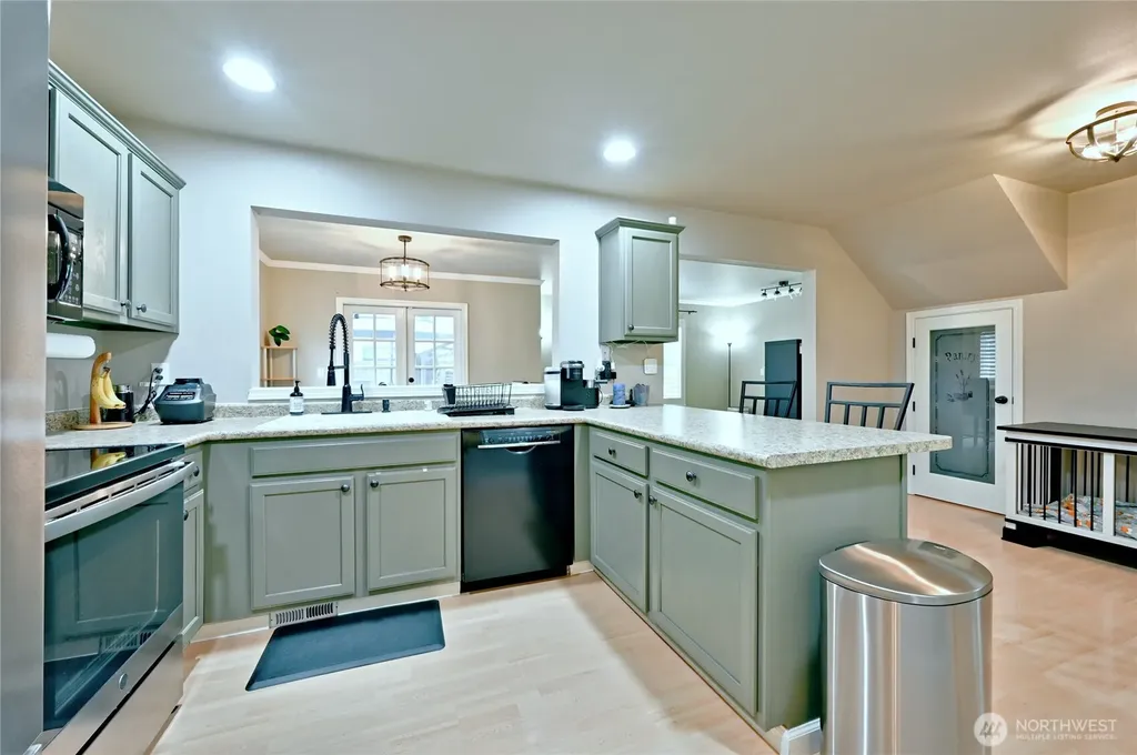 16611 White Mountain Road SE Monroe WA 98272