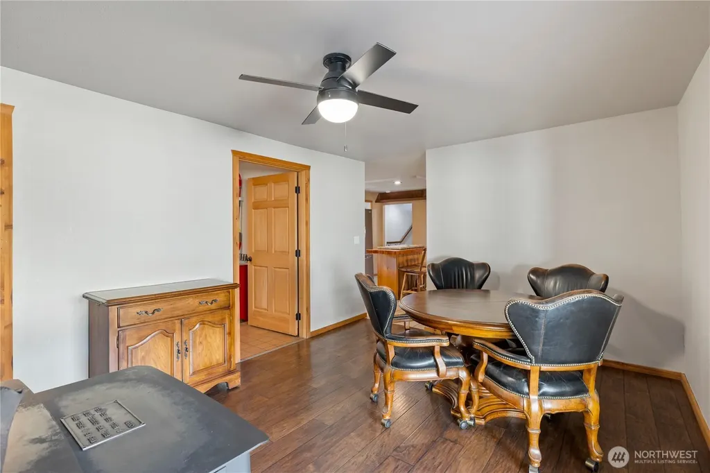 424 Cannon Road Packwood WA 98361