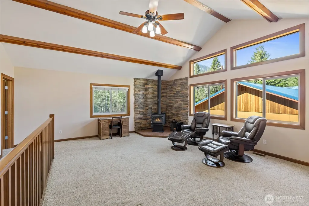 424 Cannon Road Packwood WA 98361