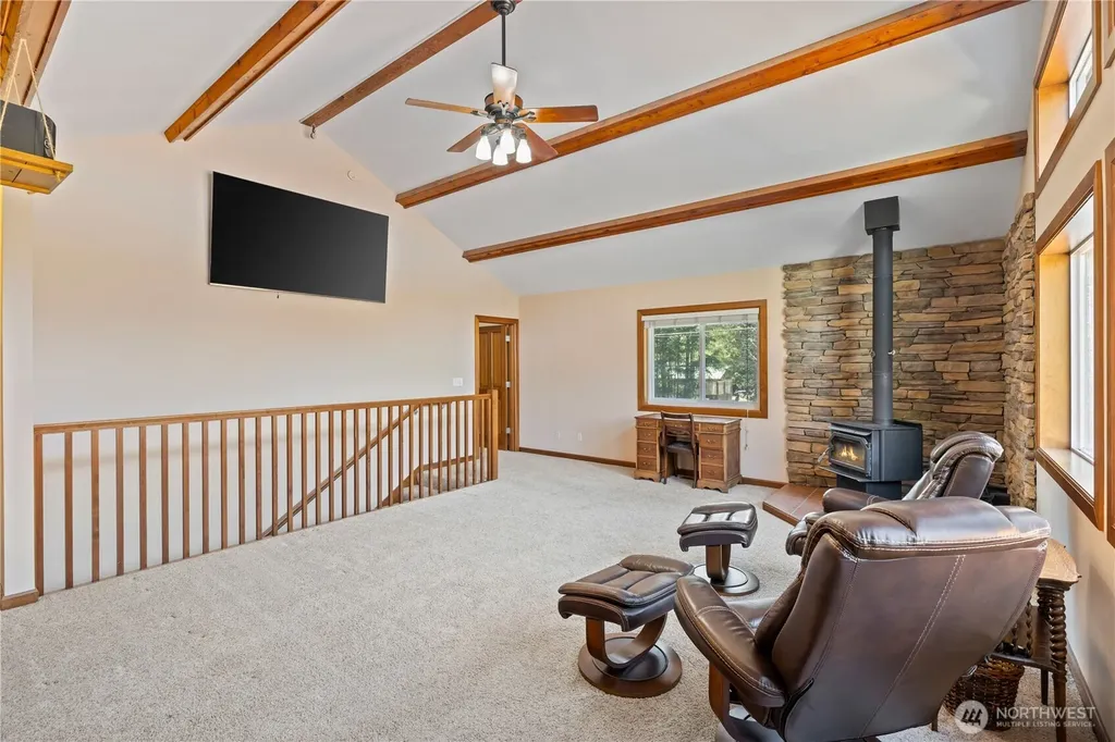 424 Cannon Road Packwood WA 98361