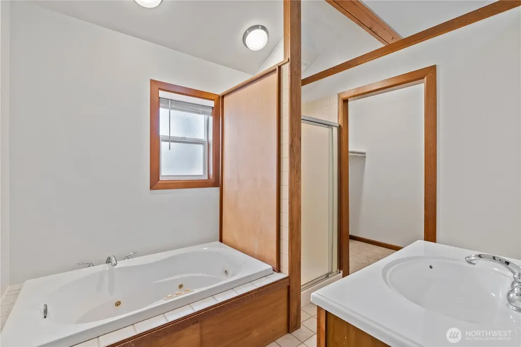 424 Cannon Road Packwood WA 98361