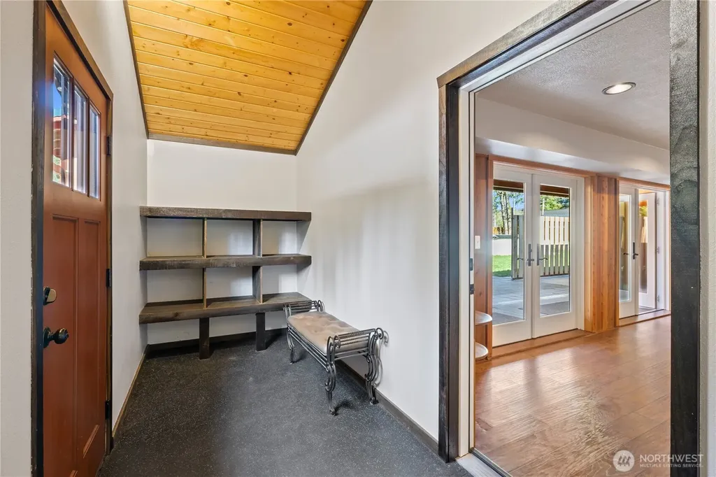 424 Cannon Road Packwood WA 98361